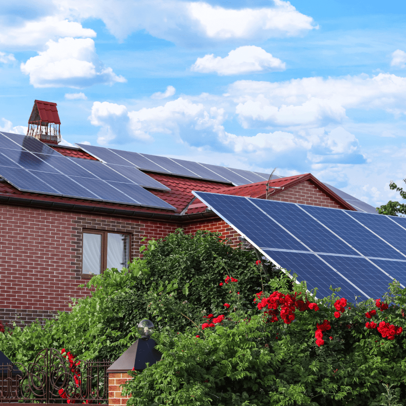 Investesti in panouri fotovoltaice